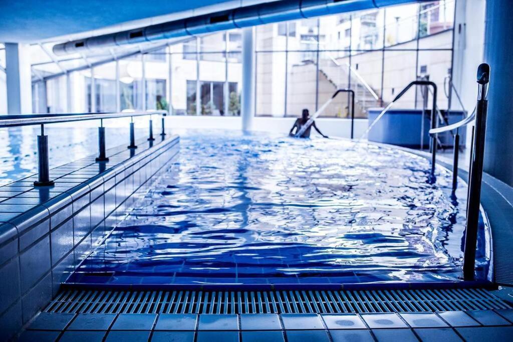 Premium Apartment For Old Town & Jewish Quarter - Balcony Plus Pool Onsite Krakkó Kültér fotó