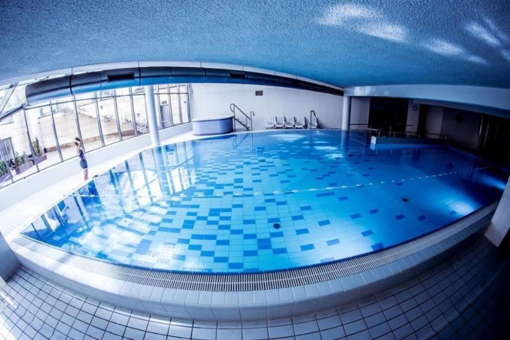 Premium Apartment For Old Town & Jewish Quarter - Balcony Plus Pool Onsite Krakkó Kültér fotó