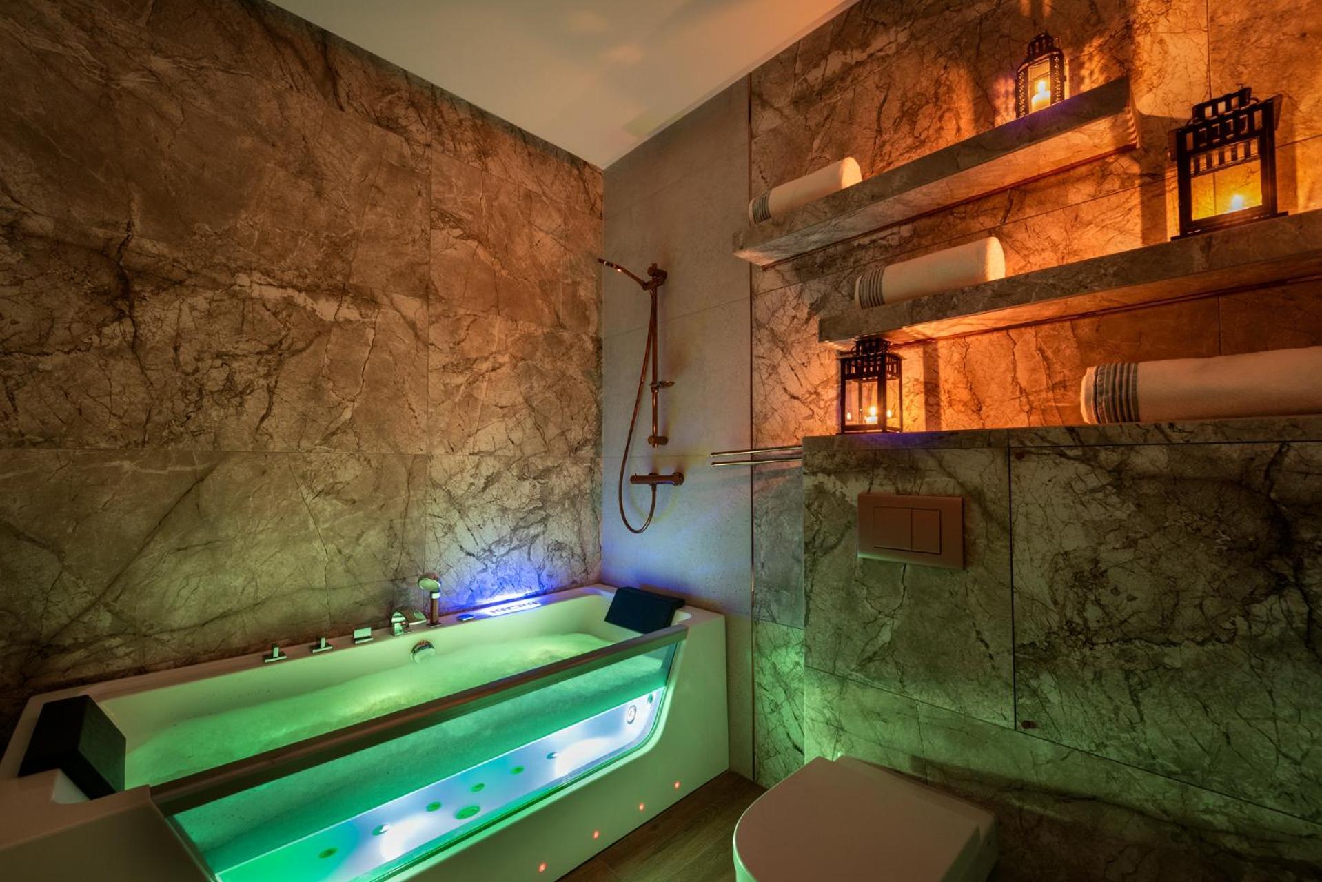 Premium Apartment For Old Town & Jewish Quarter - Balcony Plus Pool Onsite Krakkó Kültér fotó